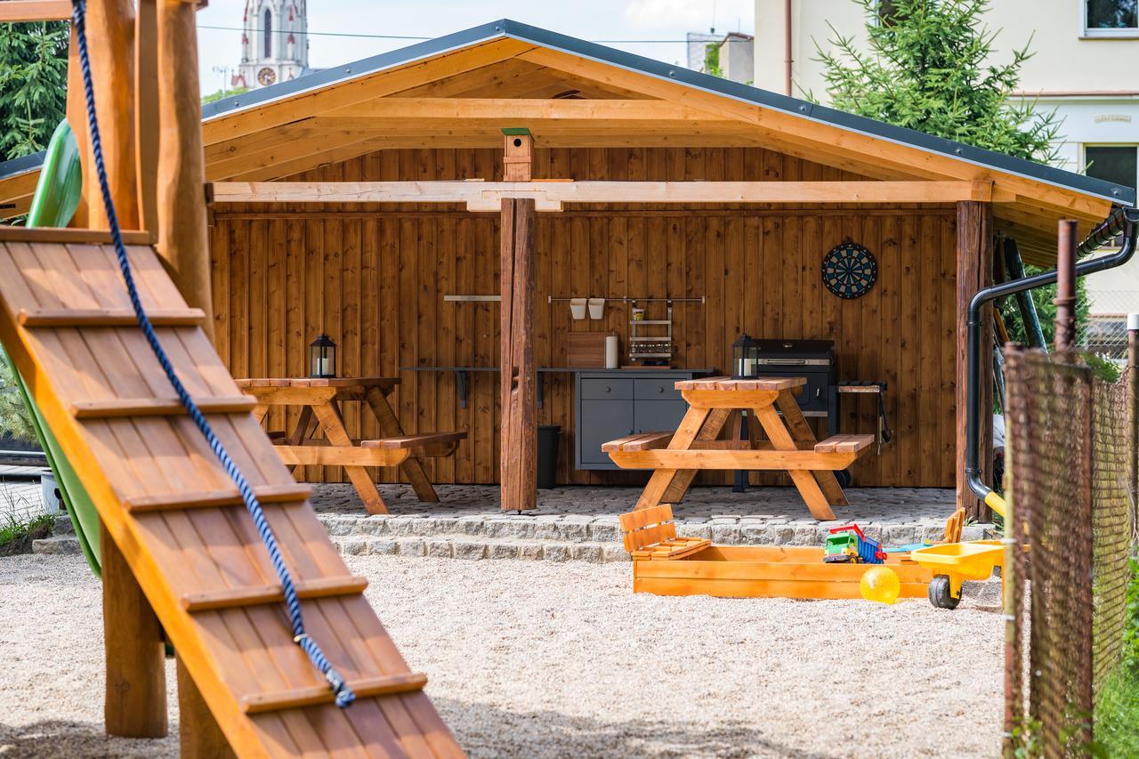 Penzion, Restaurant Gloria Chrastava Kültér fotó
